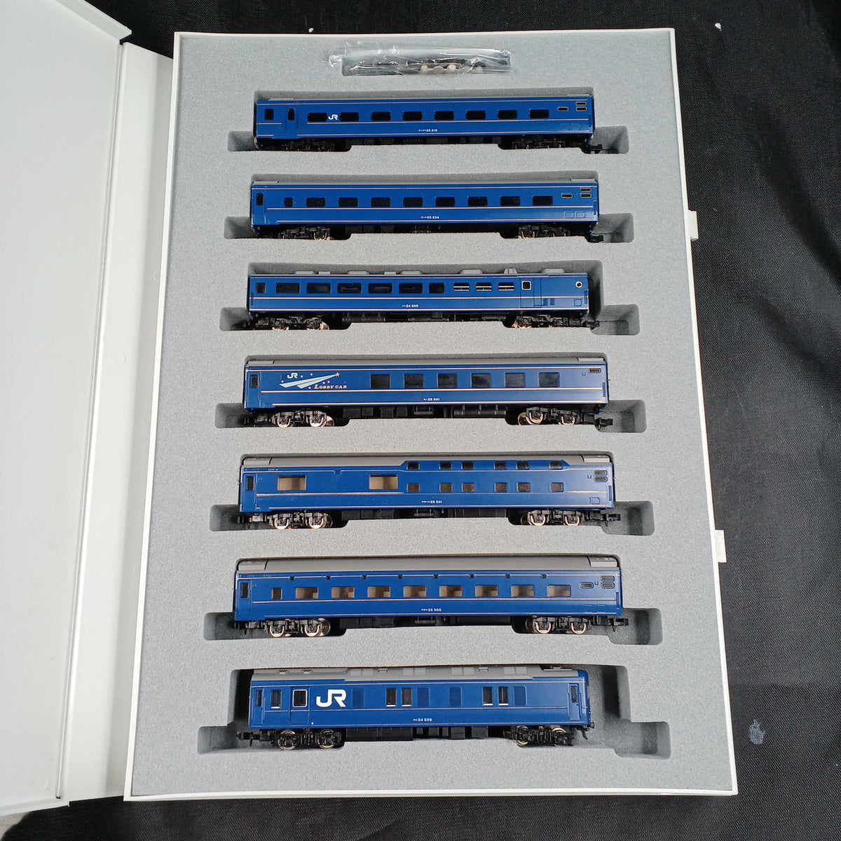 TOMIX Hokutosei JR East Specification Add-on 4-Car Set 92608 2561×2 2562×2