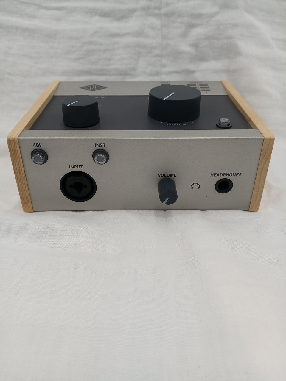 UNIVERSAL AUDIO Audio Interface: VOLT176