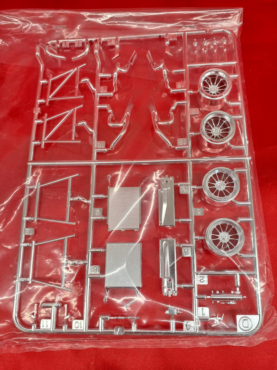 TAMIYA Full View Williams BMW FW24 Italian GP Spec 20056