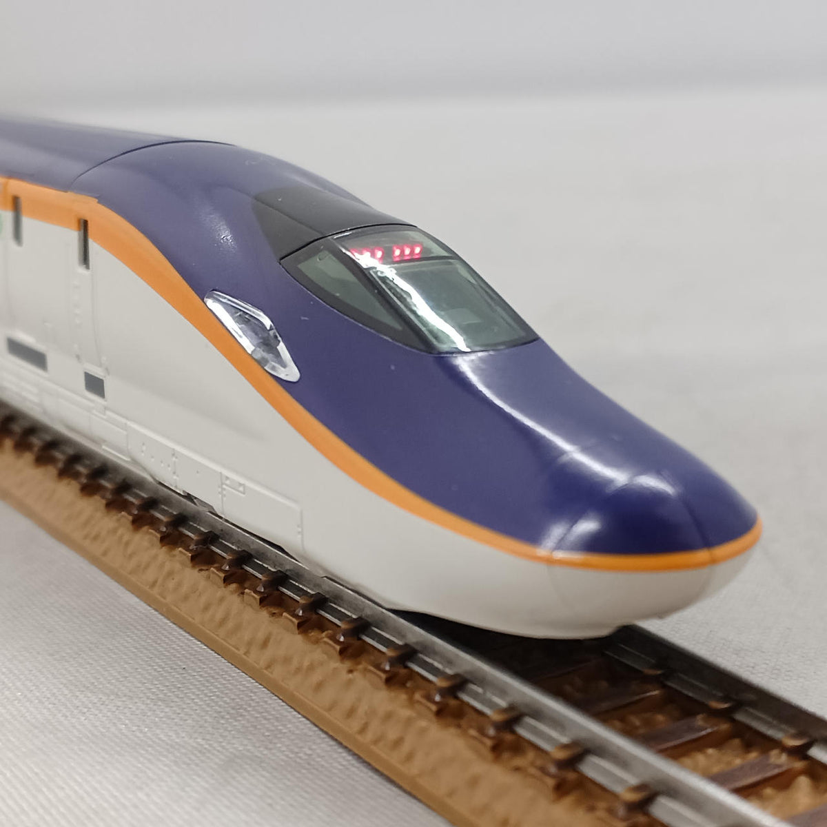 KATO E8 Series Yamagata Shinkansen 'Tsubasa' 10-2052