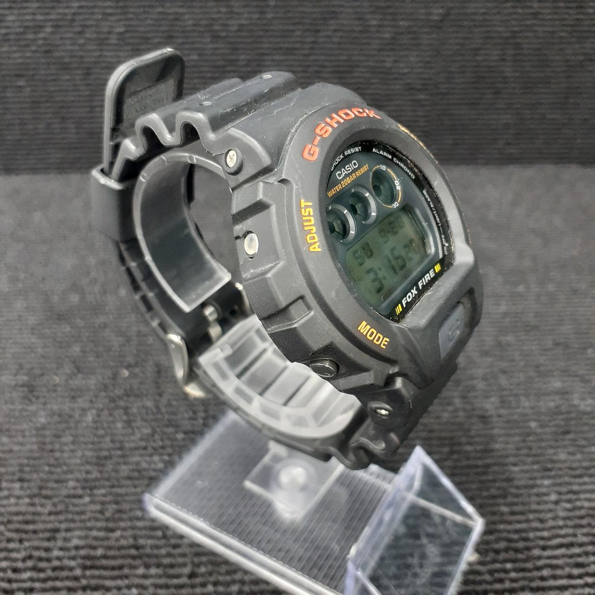 CASIO G-SHOCK DW-6900B