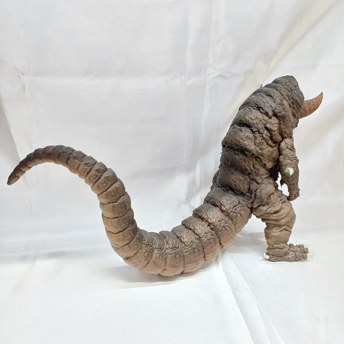 BANDAI Prize A: Gomora Ichiban Kuji Ultraman Series Monster Super Encyclopedia