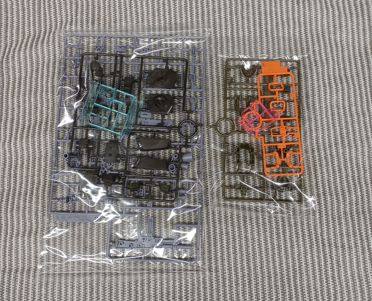 BANDAI SPIRITS Plastic Model HG 1/144 Lieben Wolf (A.O.Z RE-BOOT Version)