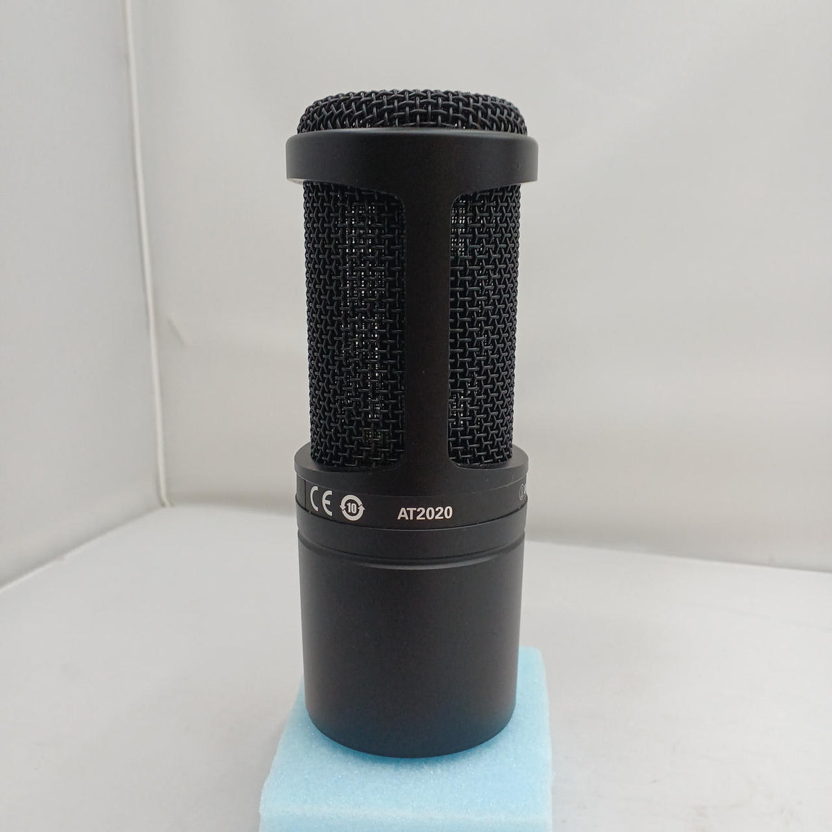 AUDIO-TECHNICA Condenser Microphone AT2020