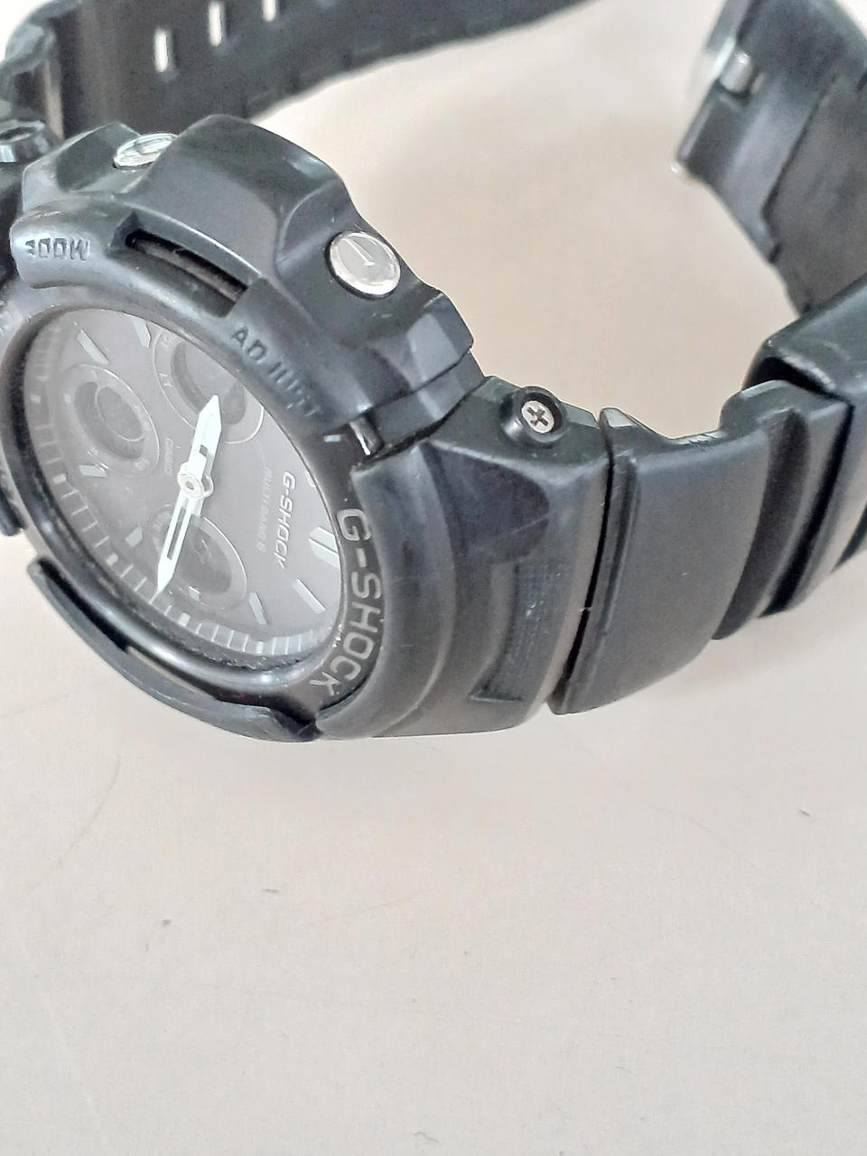 CASIO G-SHOCK AWG-M100