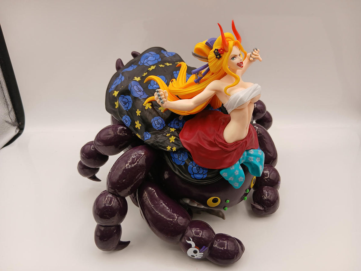 BANDAI Ichiban Kuji One Piece EX Those Who Harbor Demons VOL.3 D Prize Black Maria Soul Hero Statue