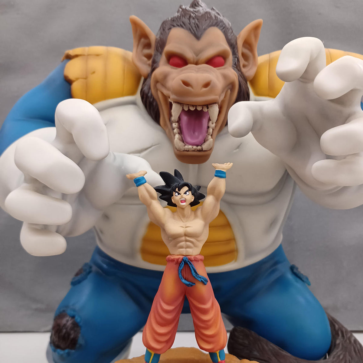 BANDAI Ichiban Kuji Dragon Ball Kai Showdown Edition Prize A Great Ape Vegeta VS Son Gohan Figure