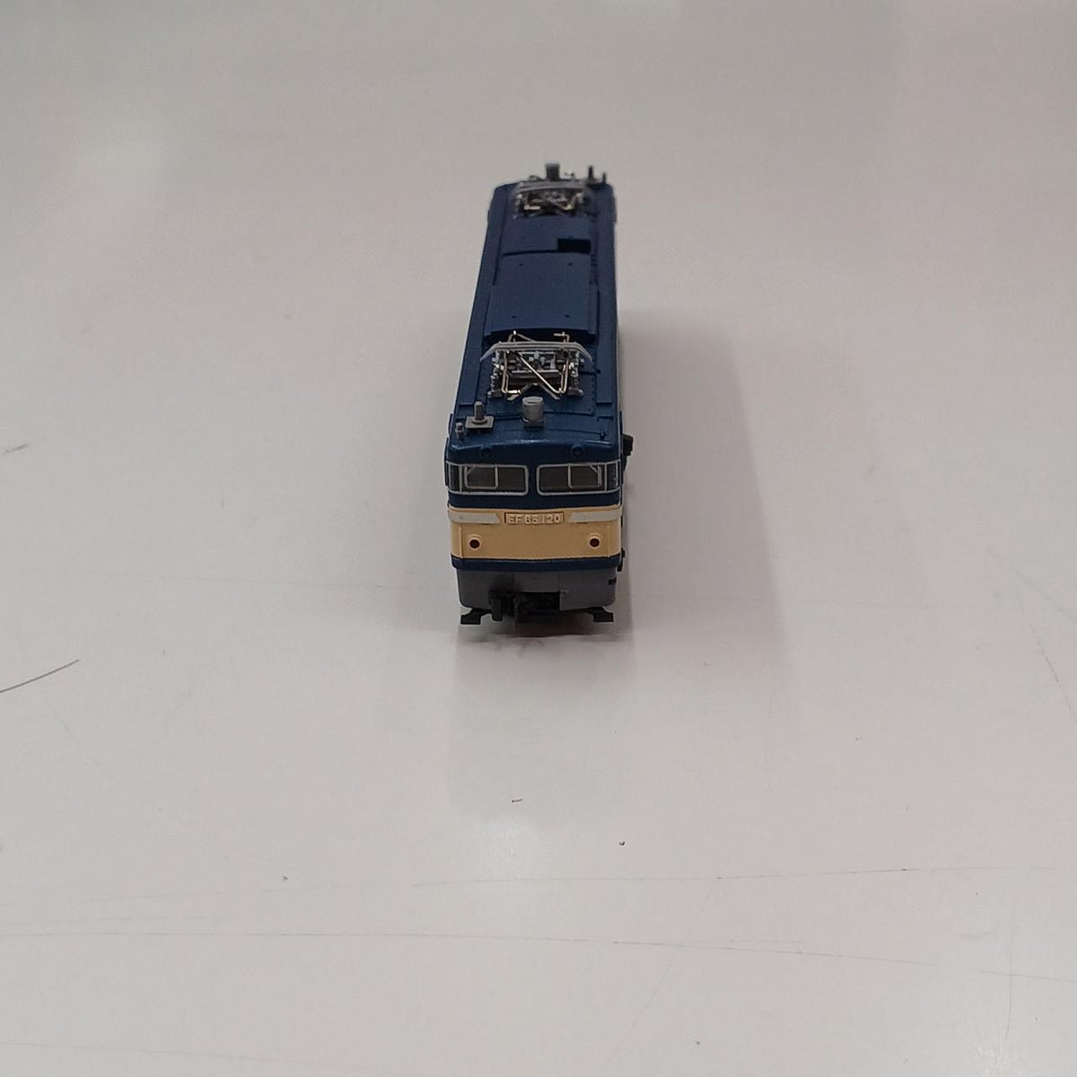 KATO N Gauge 3017-2 EF65 Standard Color