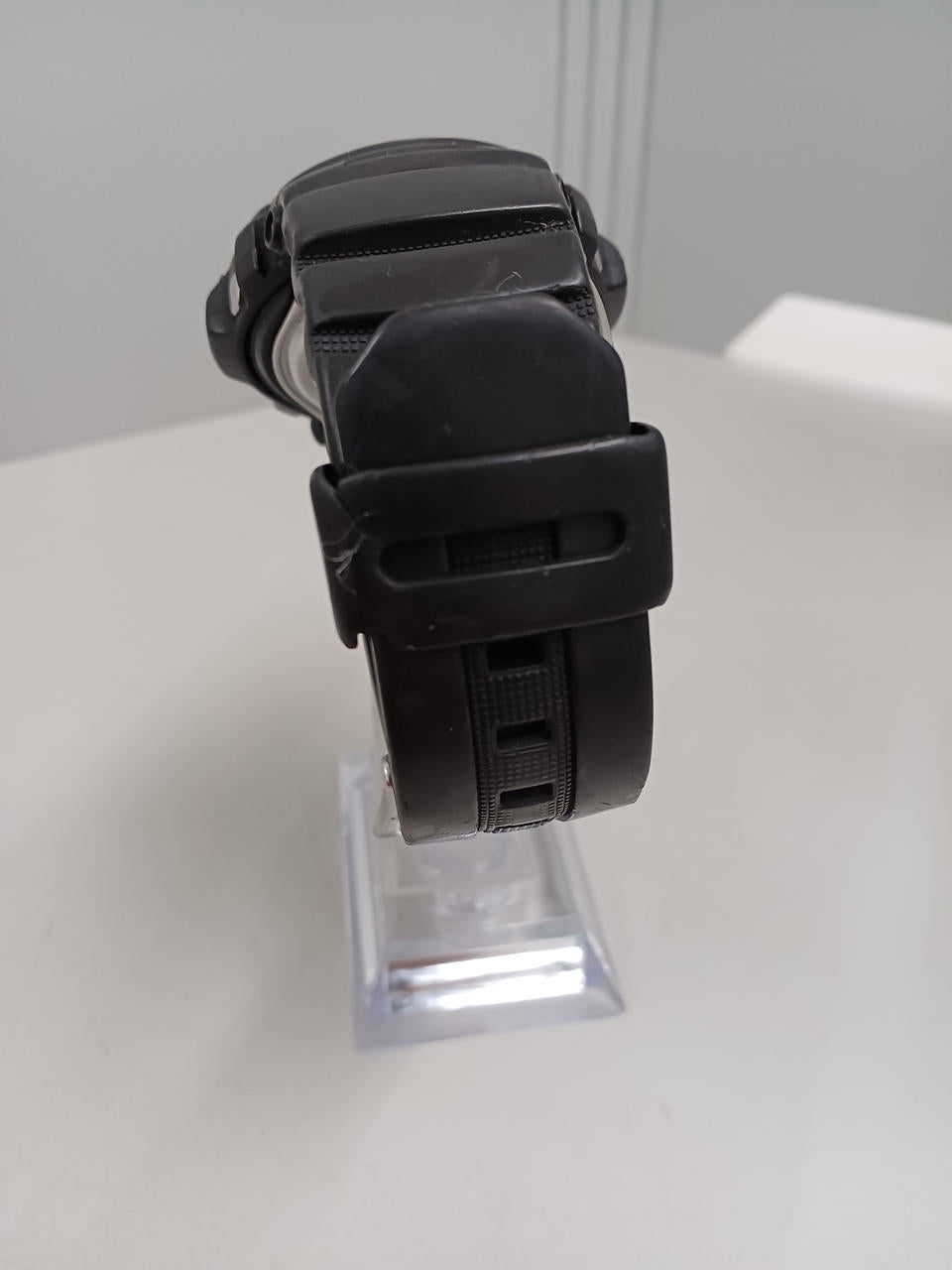 CASIO G-SHOCK AWG-M100