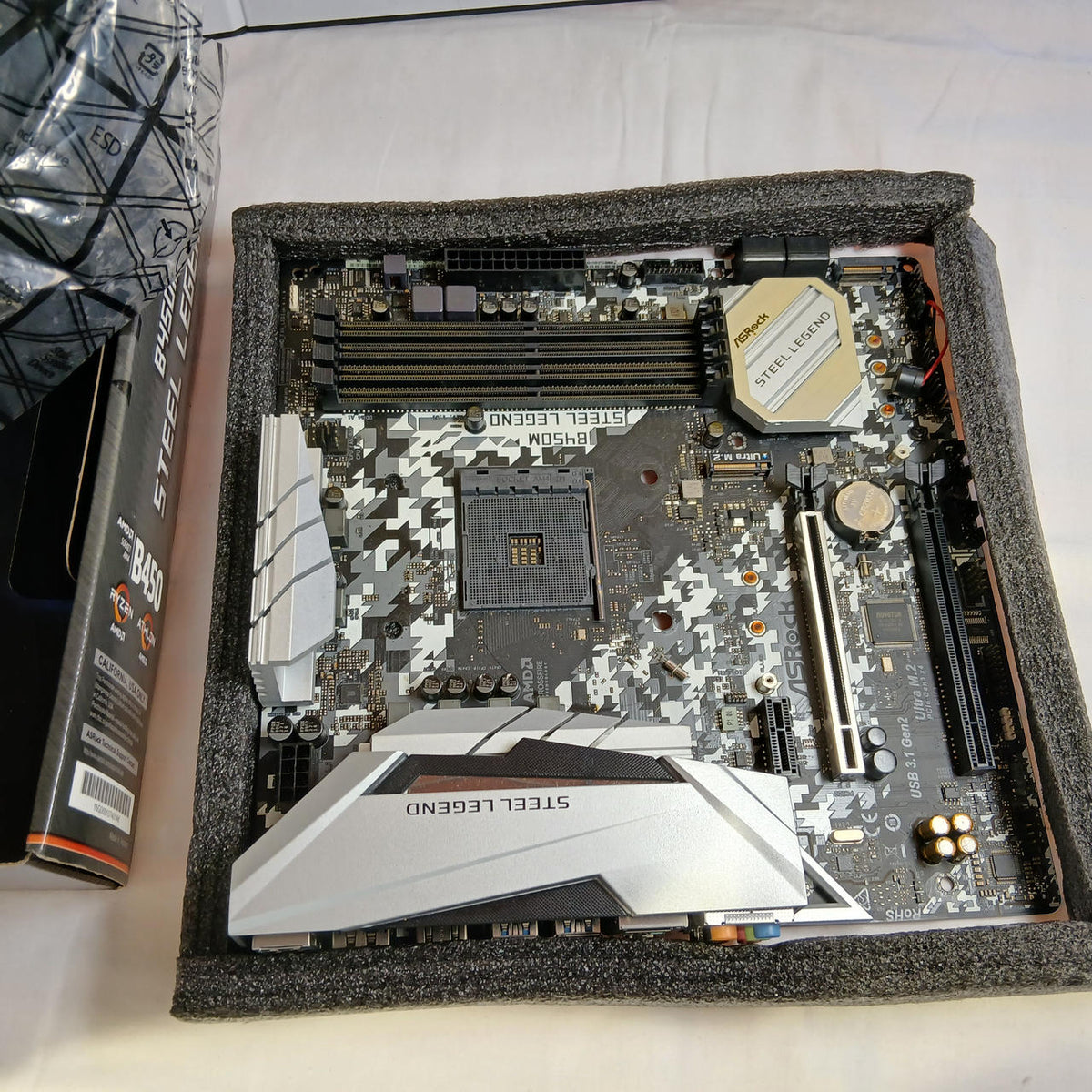 ASROCK Motherboard B450M STEEL LEGEND