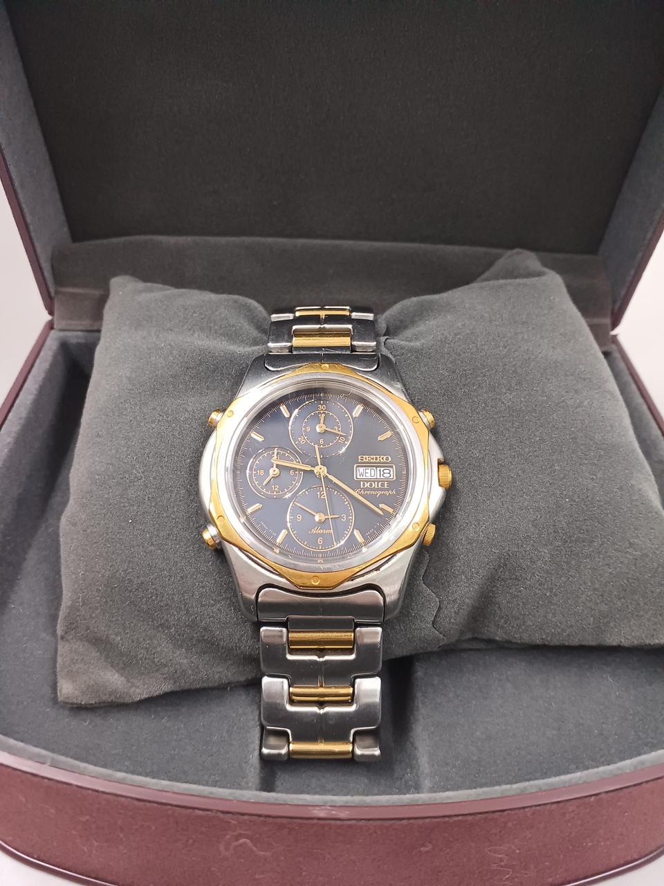 SEIKO Quartz Wristwatch 7T39-6A30