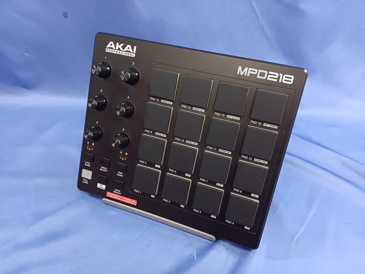 AKAI MIDI Pad Controller MPD218