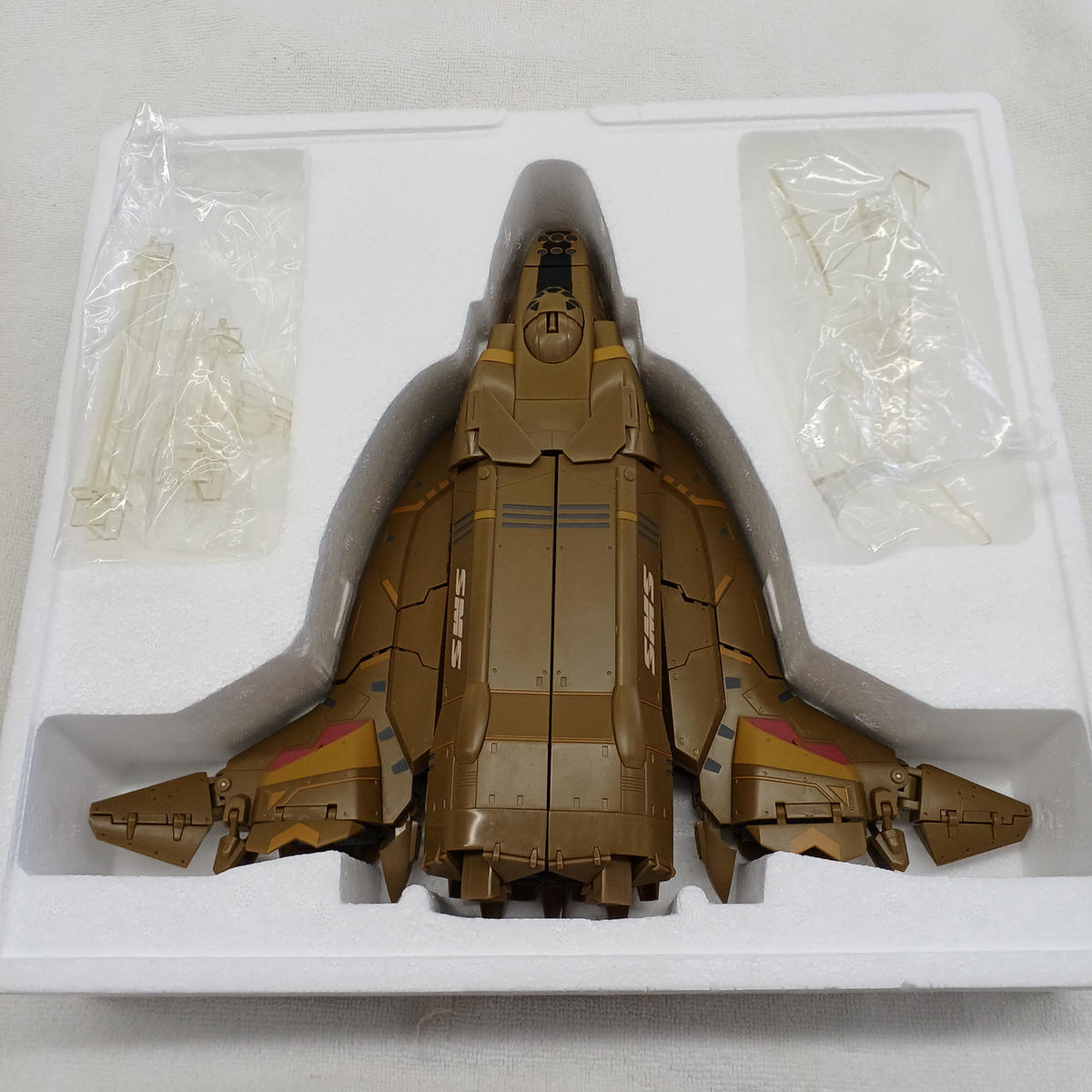 Bandai Macross F Figure DX Chogokin VB-6 König Monster (SP VER.) - Banzai Thrifting | BanzaiHobby