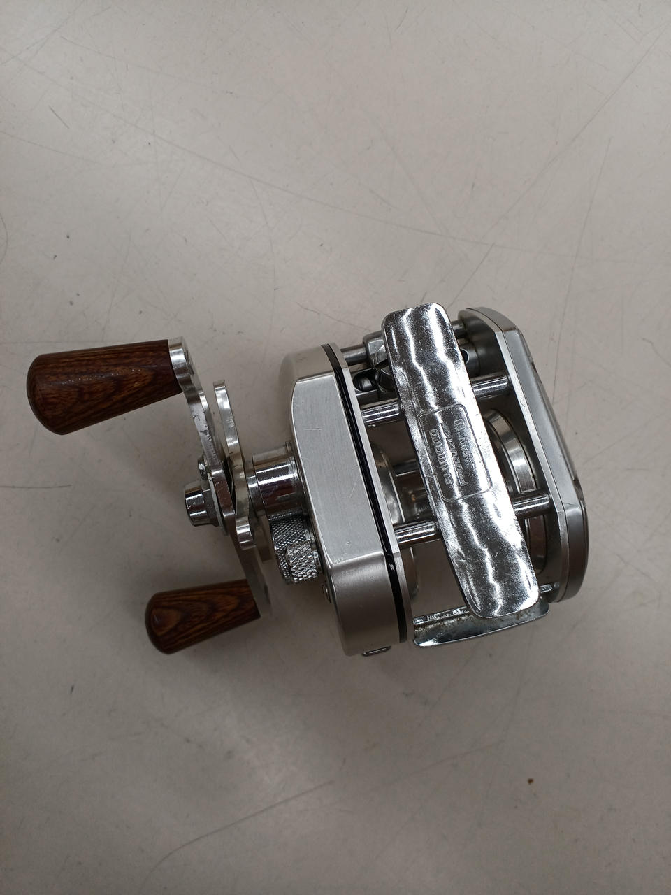 SHIMANO Old Baitcasting Reel BANTAM100