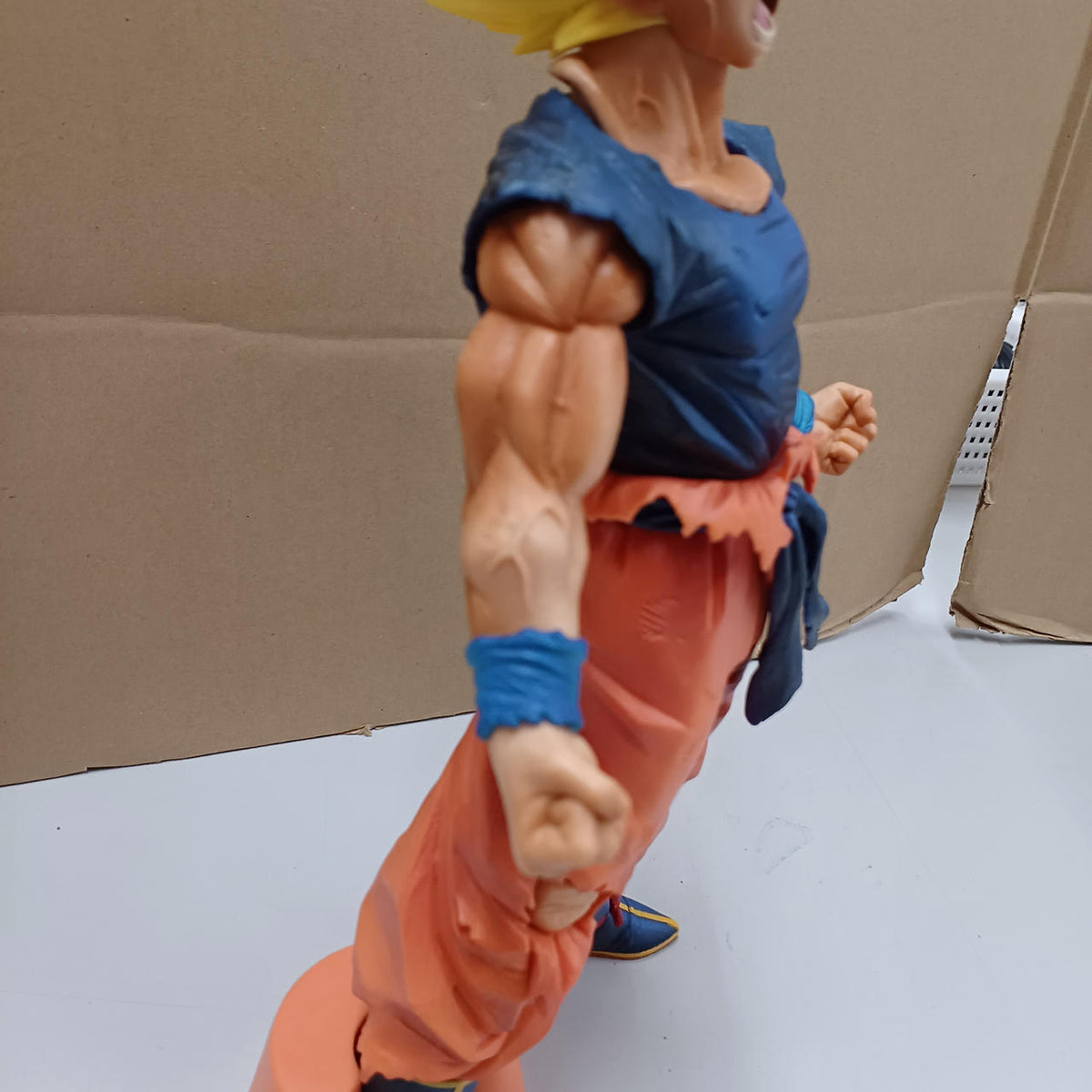 BANDAI Super Saiyan Son Goku MASTERLISE EMOVING Ichiban Kuji Last Color ver - Banzai Thrifting | BanzaiHobby