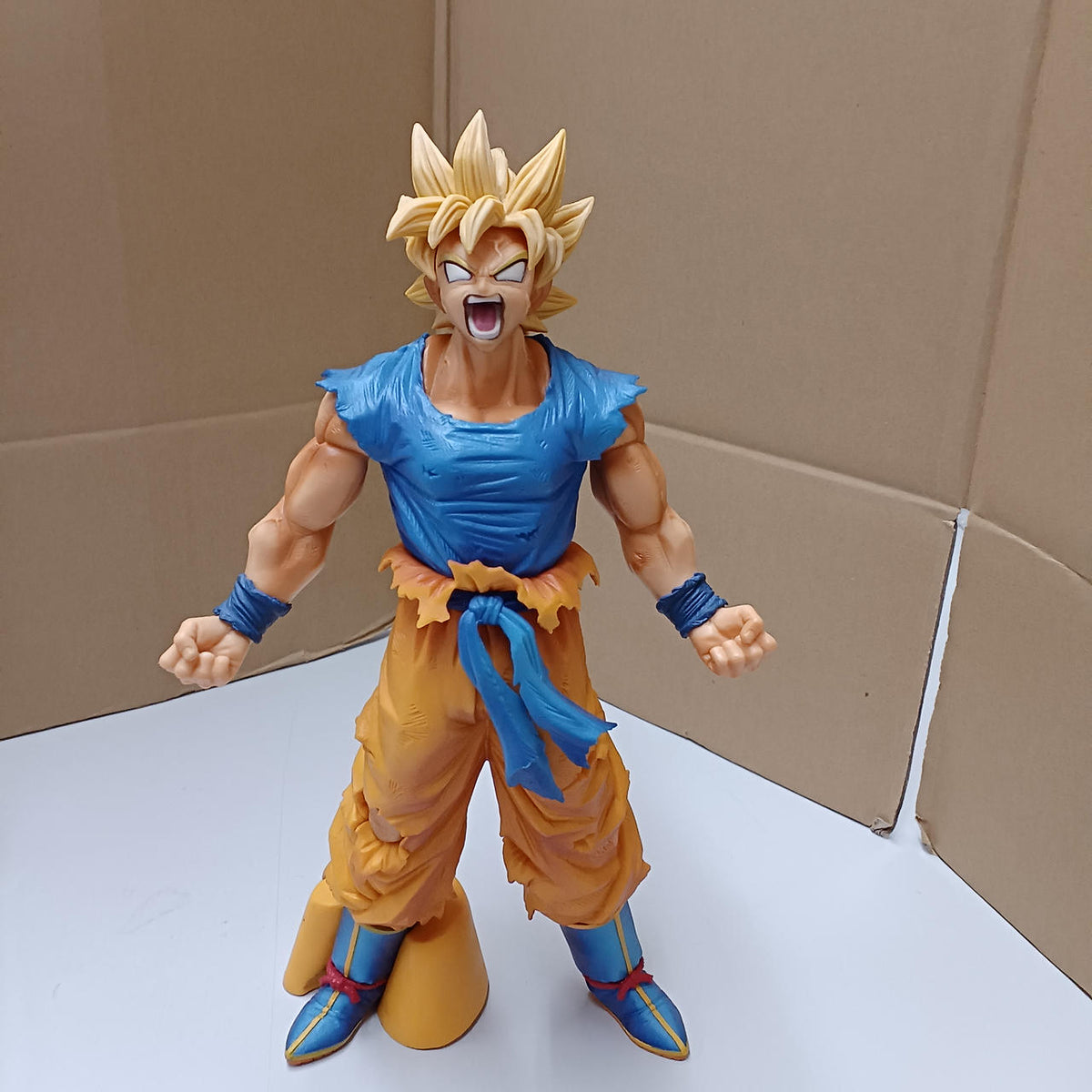 BANDAI Super Saiyan Son Goku MASTERLISE EMOVING Ichiban Kuji Prize A - Banzai Thrifting | BanzaiHobby
