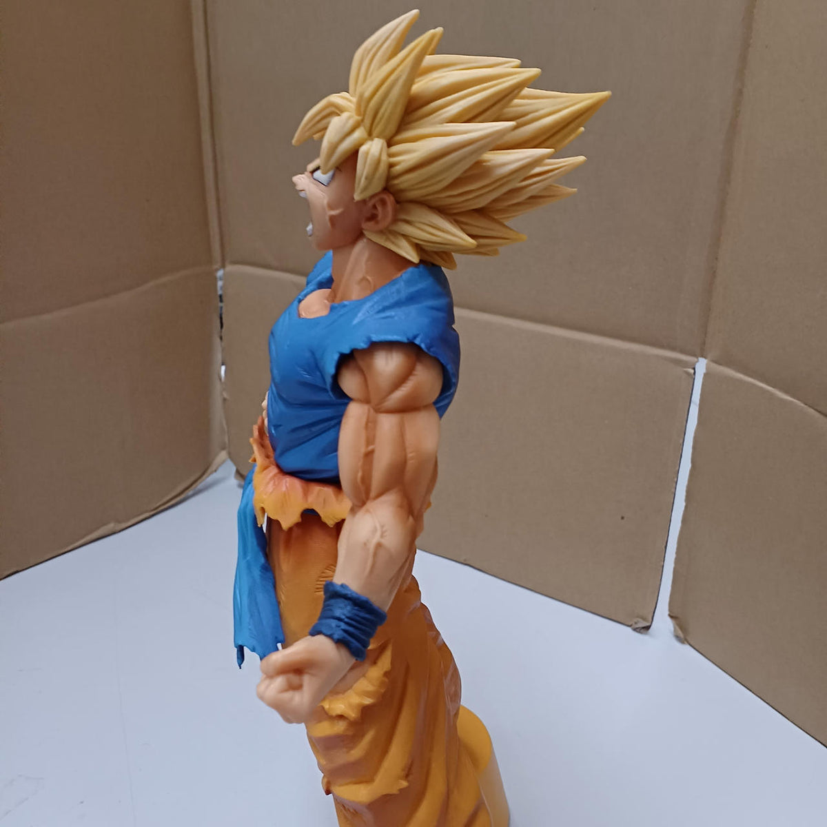 BANDAI Super Saiyan Son Goku MASTERLISE EMOVING Ichiban Kuji Prize A - Banzai Thrifting | BanzaiHobby