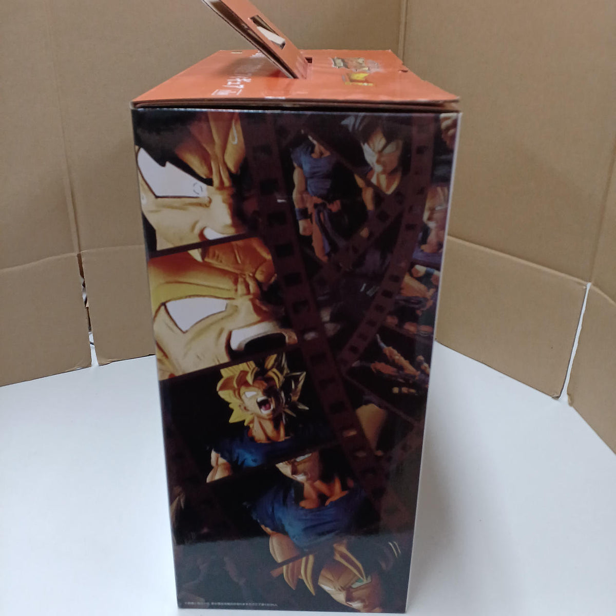 BANDAI Super Saiyan Son Goku MASTERLISE EMOVING Ichiban Kuji Prize A - Banzai Thrifting | BanzaiHobby