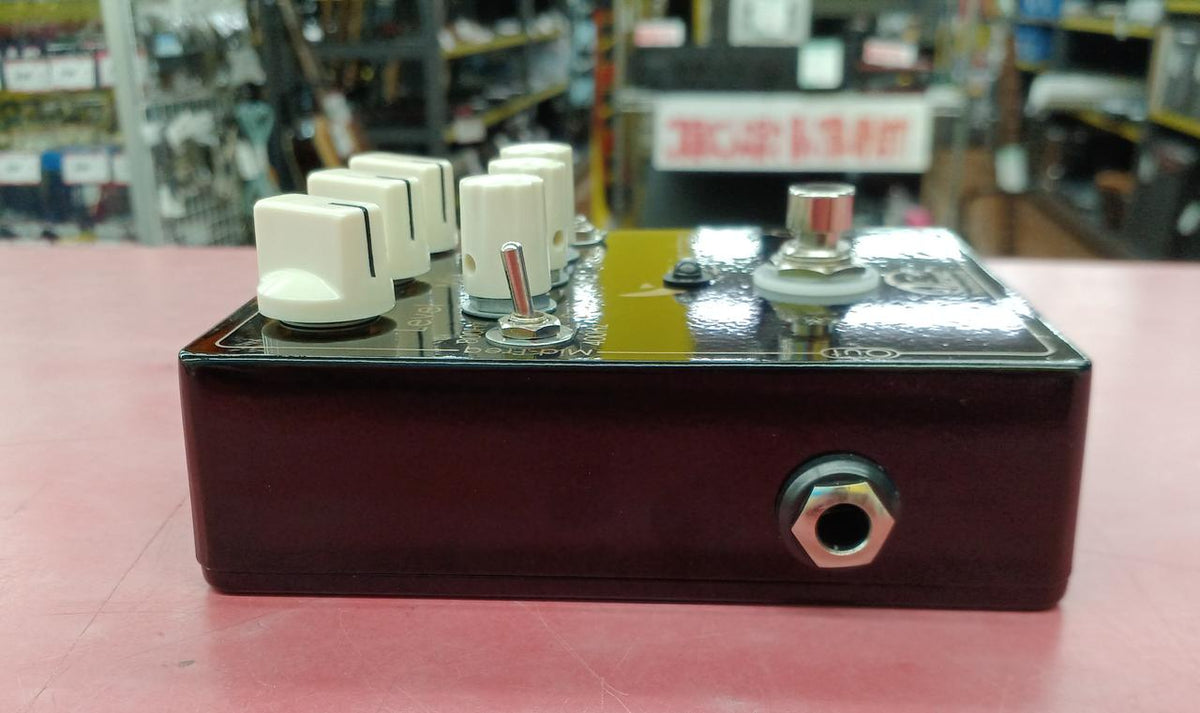 VIVIE Bass Overdrive RHINOTES - Banzai Thrifting | BanzaiHobby