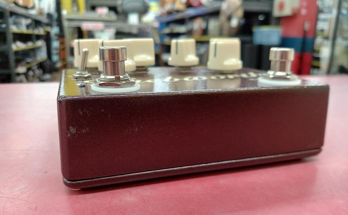 MONTREUX Effects pedal: KNEBWORTH - Banzai Thrifting | BanzaiHobby