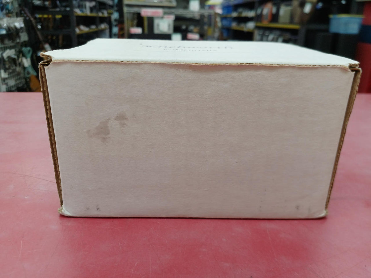 MONTREUX Effects pedal: KNEBWORTH - Banzai Thrifting | BanzaiHobby