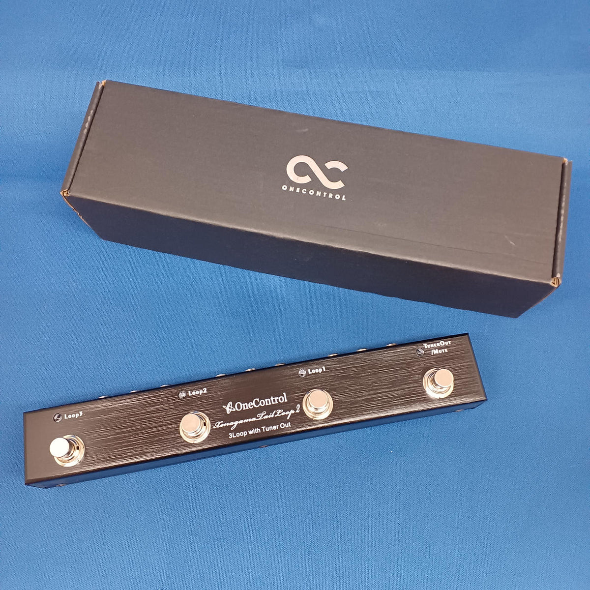 ONE CONTROL Switcher XENAGAMA TAIL LOOP 2 - Banzai Thrifting | BanzaiHobby