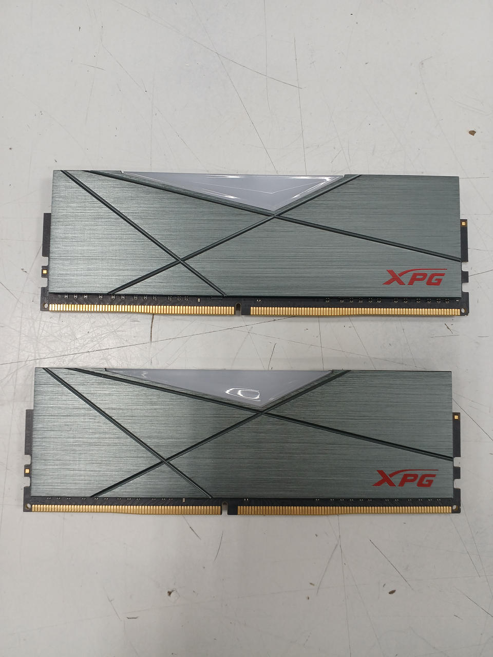XPG PC Memory AX4U32008G16A-DT50 - Banzai Thrifting | BanzaiHobby