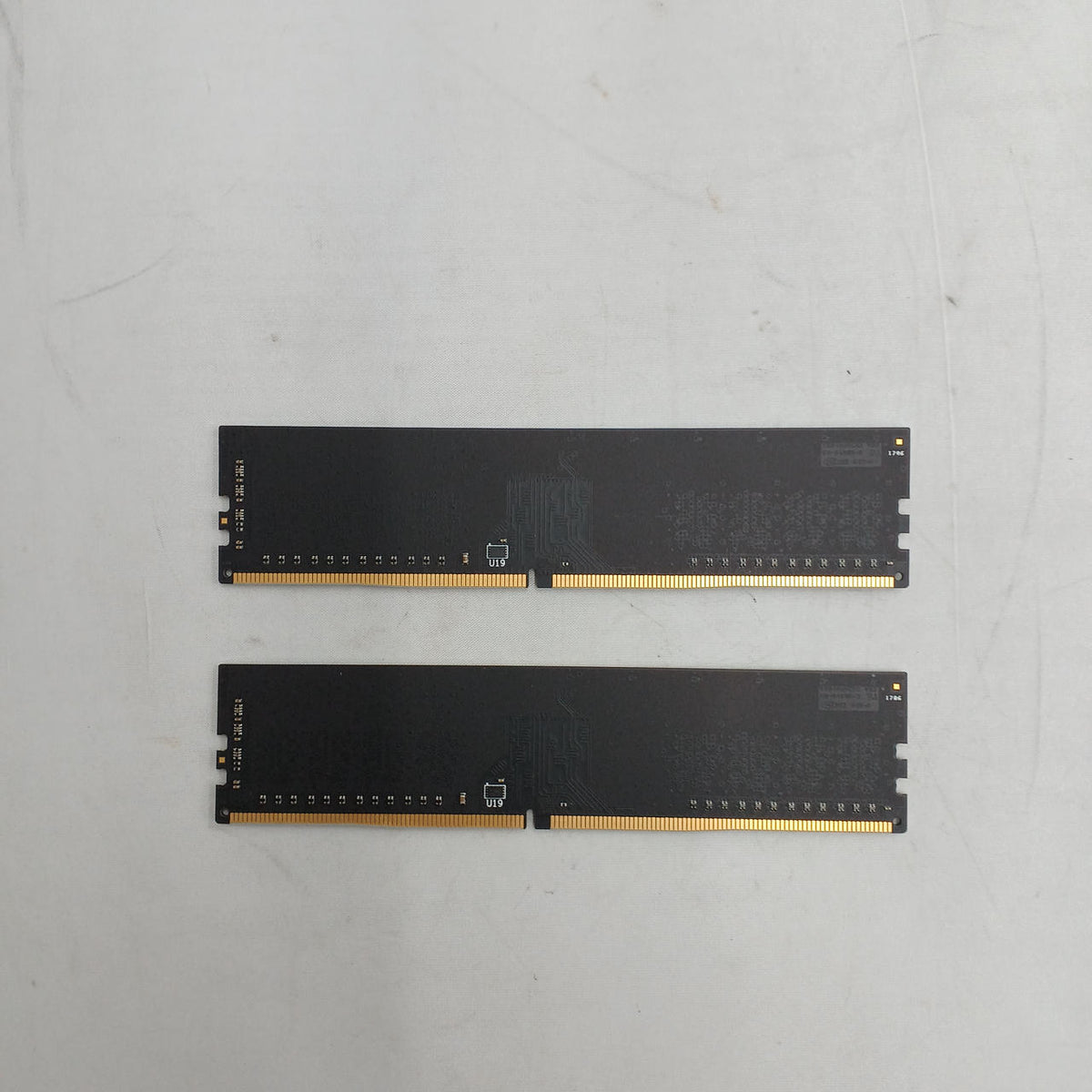 PANRAM DDR4 Memory D4U2400PS-8GC17 - Banzai Thrifting | BanzaiHobby