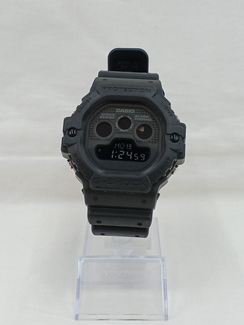 CASIO G-SHOCK DW-5900UBB - Banzai Thrifting | BanzaiHobby