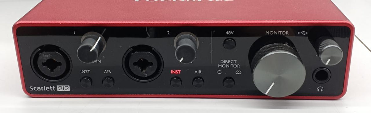 FOCUSRITE Audio interface SCARLETT2I2 - Banzai Thrifting | BanzaiHobby