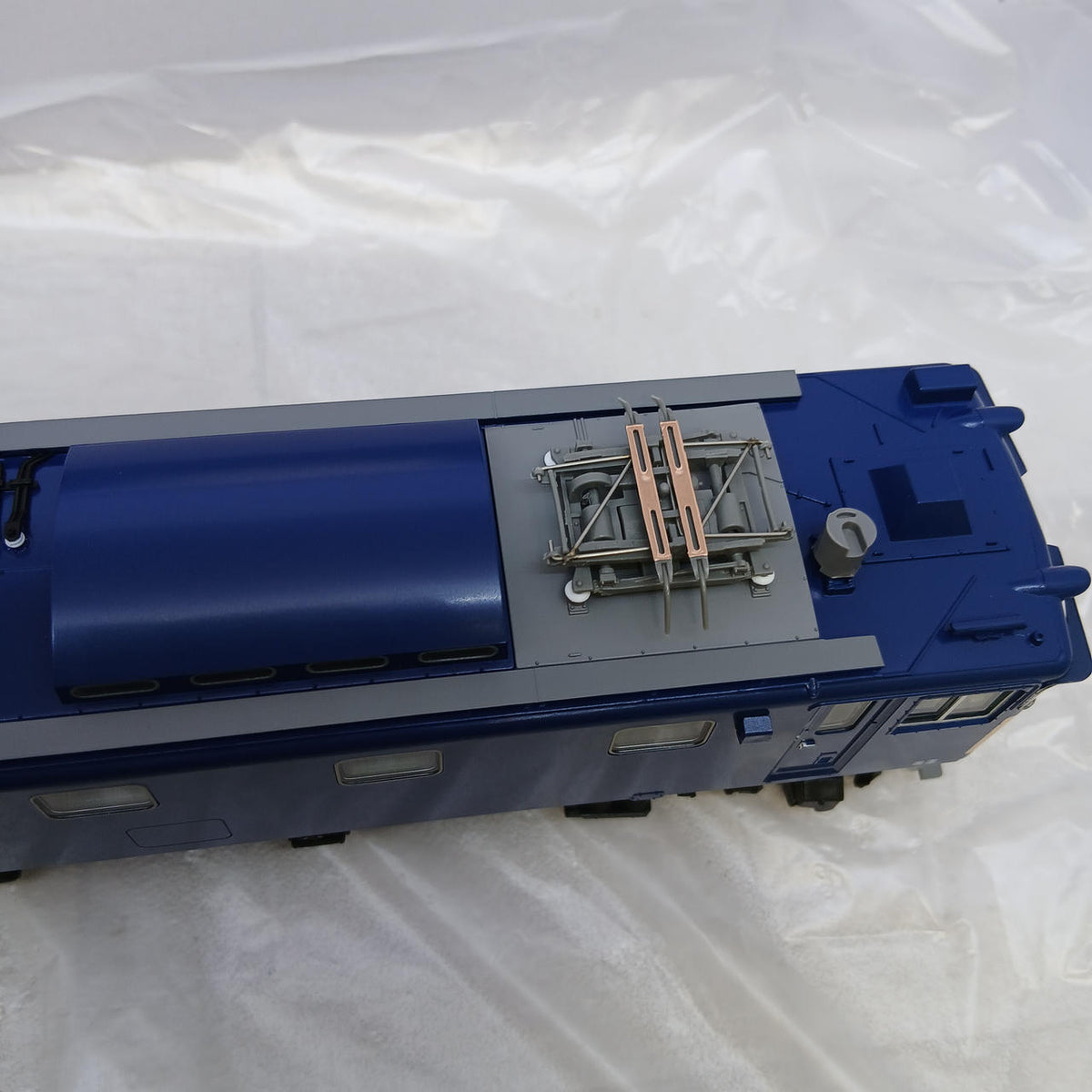 TOMIX JNR EF64-1000 Electric Locomotive (Early Model) HO-2035 - Banzai Thrifting | BanzaiHobby