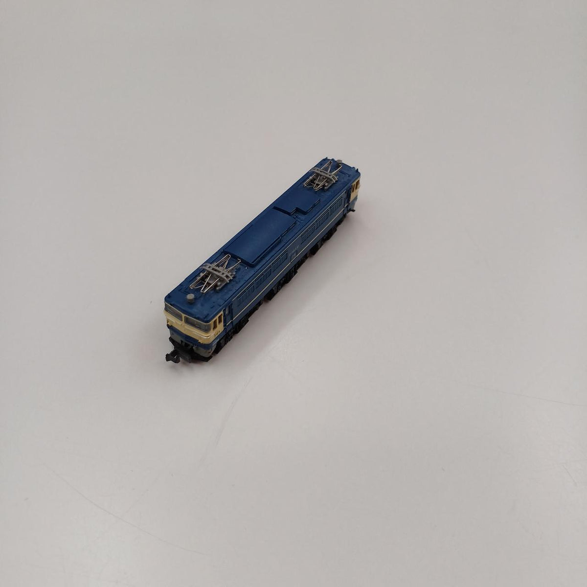 Tokyo Marui Z Gauge EF65-500 20 Series Sleeper Passenger Cars 7-Car Basic Set - Banzai Thrifting | BanzaiHobby
