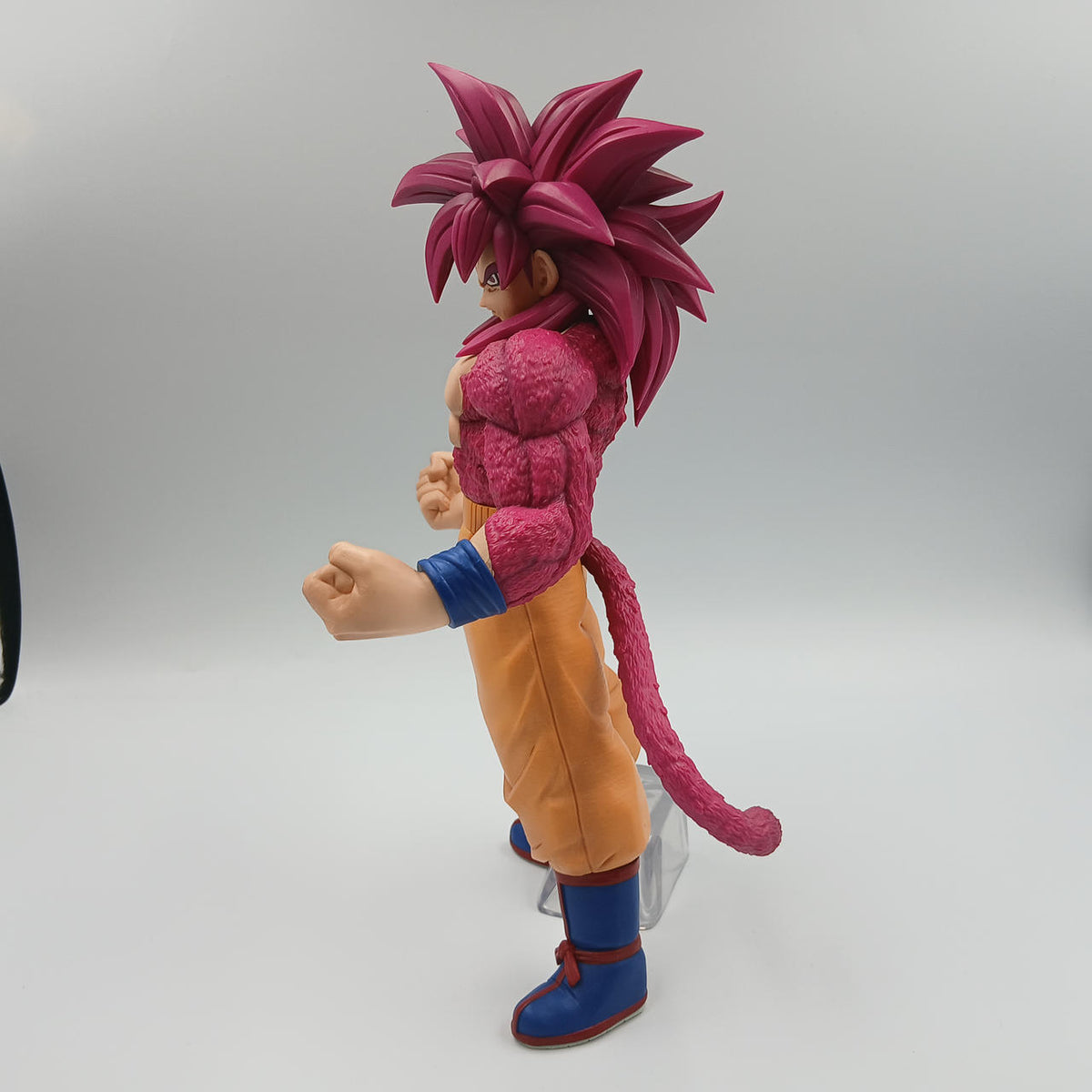 Ichiban Kuji Super Saiyan 4 Son Goku Dragon Ball DAIMA - Banzai Thrifting | BanzaiHobby