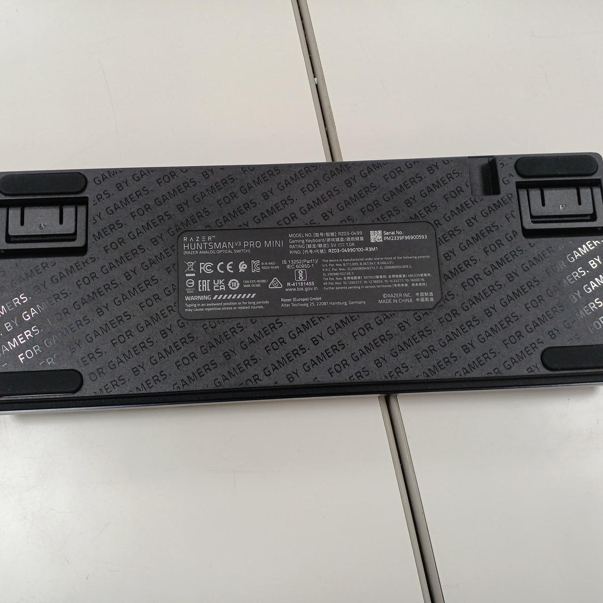 RAZER Gaming Keyboard HUNTSMAN V3 PRO MINI - Banzai Thrifting | BanzaiHobby