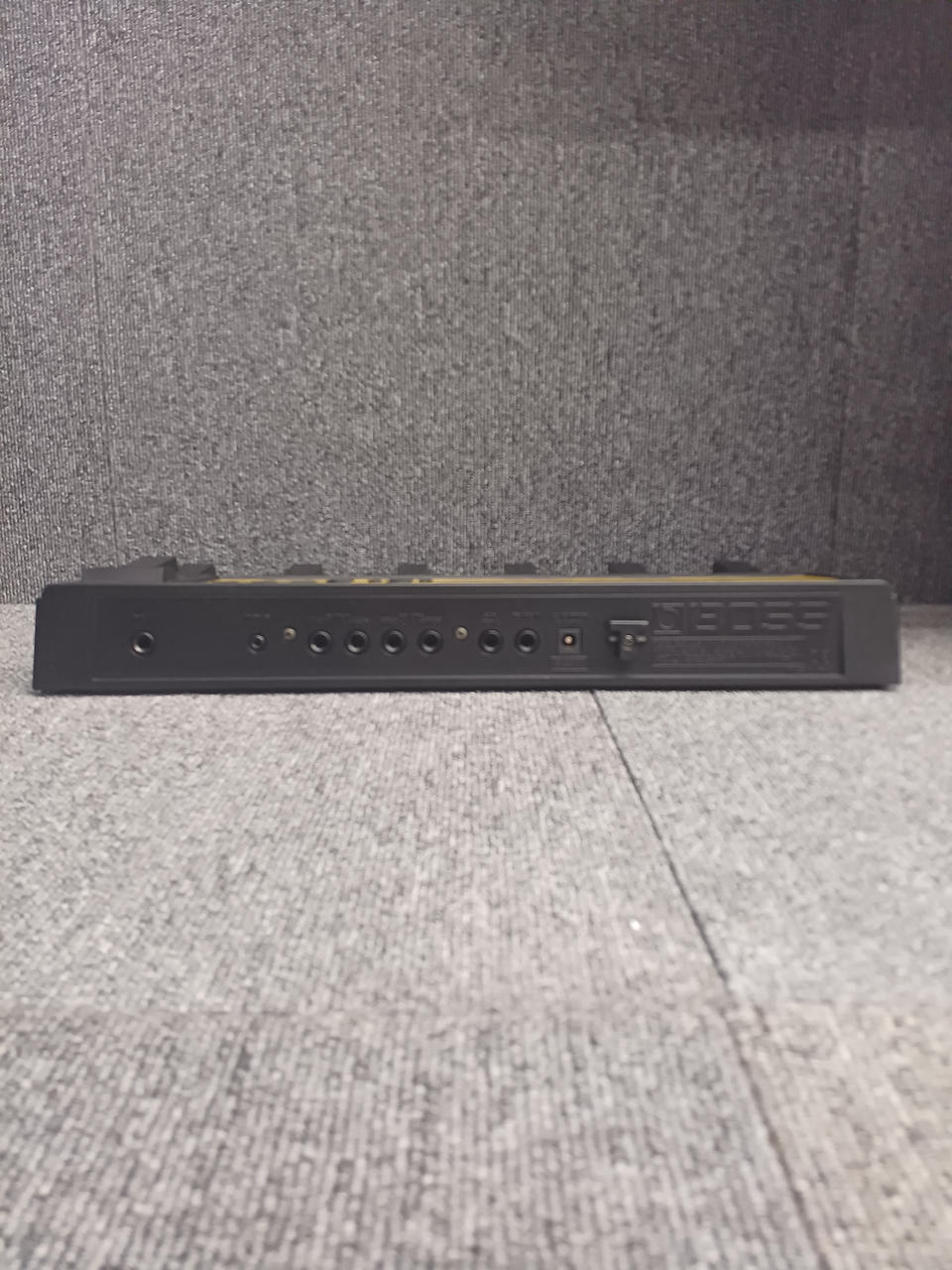BOSS Multi-Effects Pedal ME-8B - Banzai Thrifting | BanzaiHobby