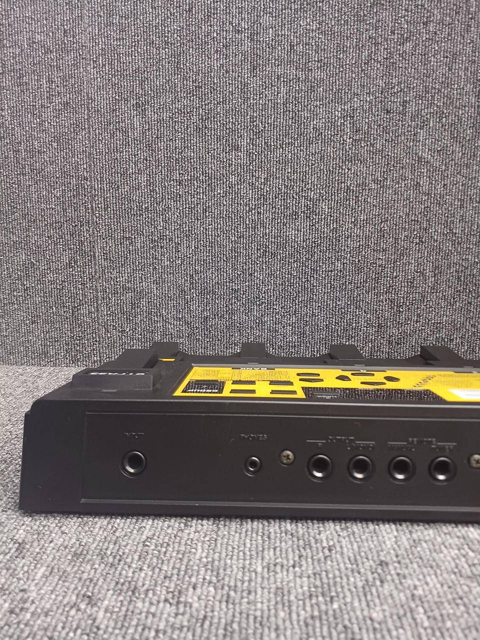 BOSS Multi-Effects Pedal ME-8B - Banzai Thrifting | BanzaiHobby