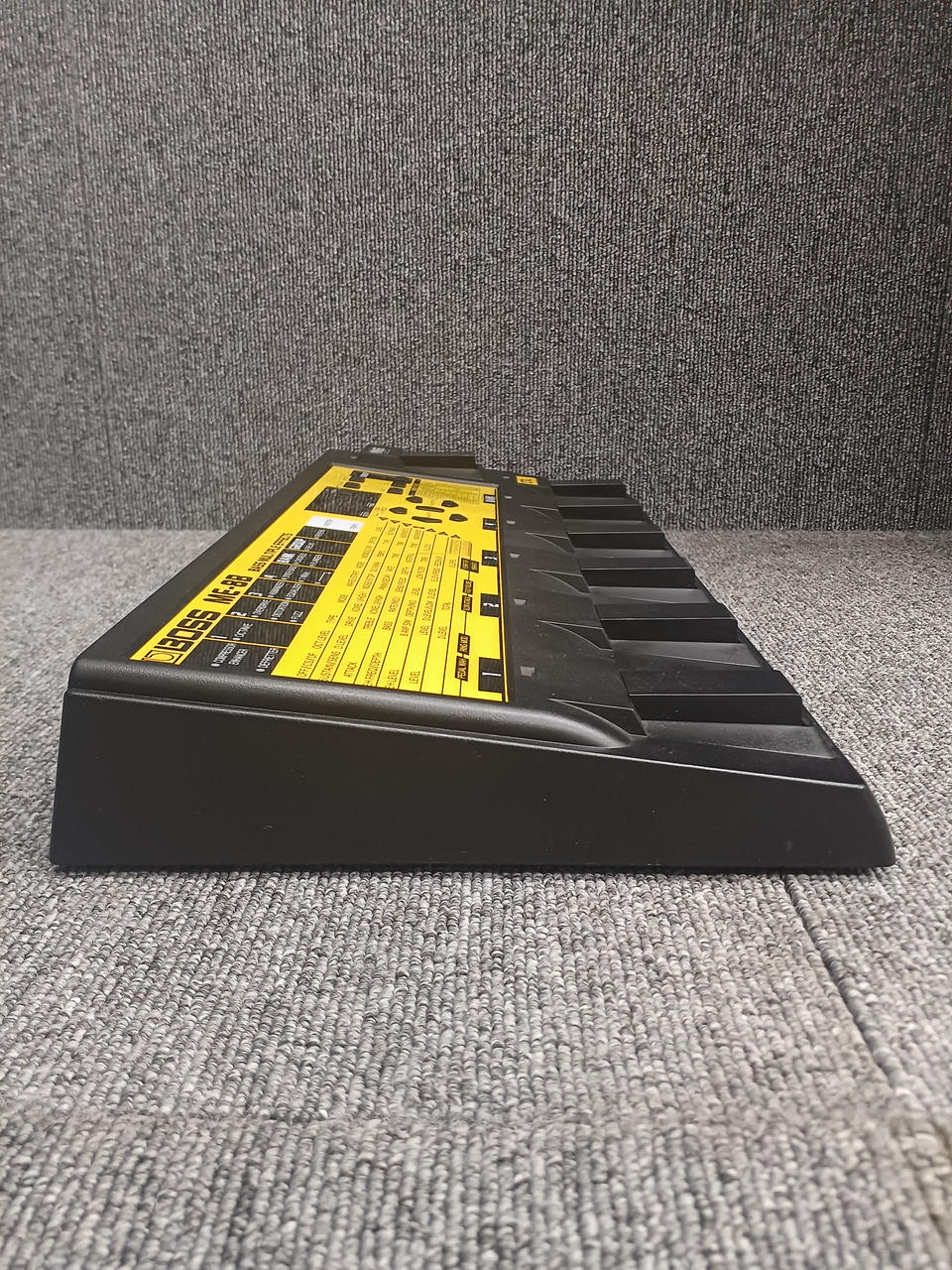 BOSS Multi-Effects Pedal ME-8B - Banzai Thrifting | BanzaiHobby