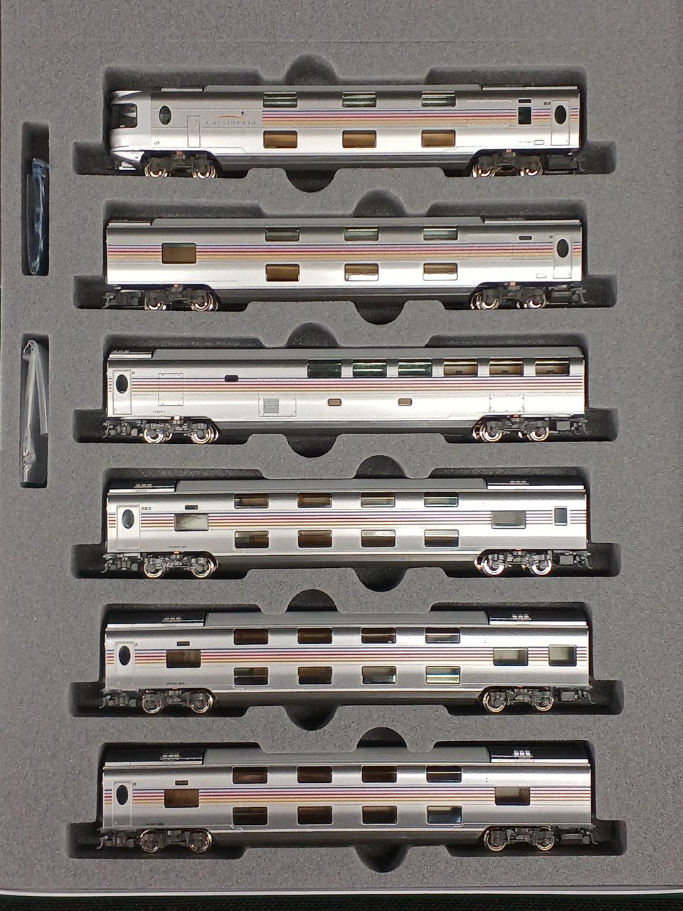 KATO E26 Series Cassiopeia 10-1608/1609 - Banzai Thrifting | BanzaiHobby
