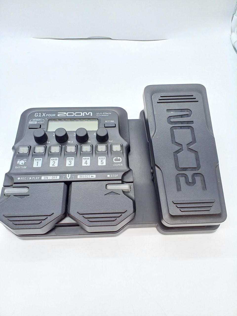 ZOOM Multi-Effects G1X FOUR - Banzai Thrifting | BanzaiHobby