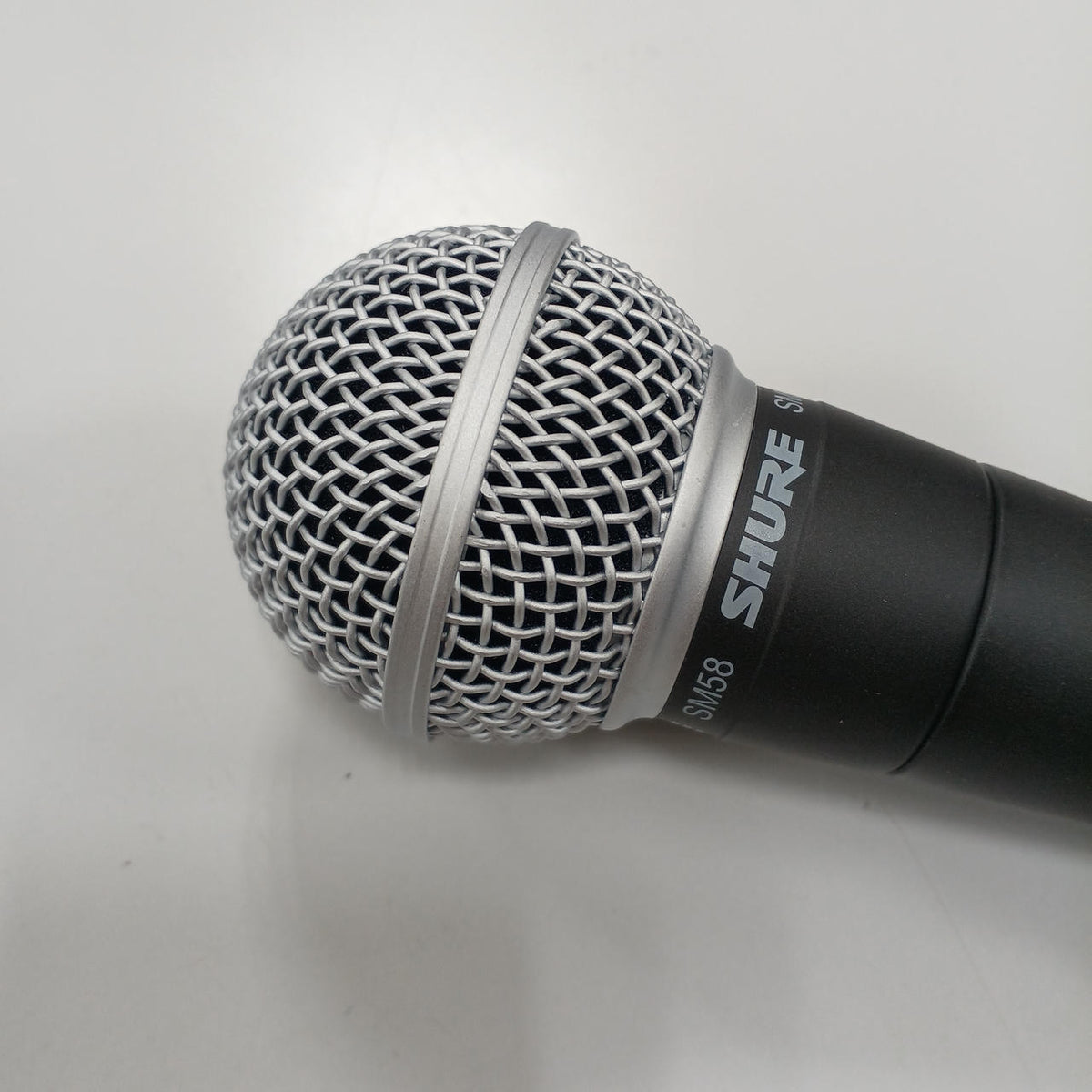 SHURE SHURE SM58SE SM58SE - Banzai Thrifting | BanzaiHobby