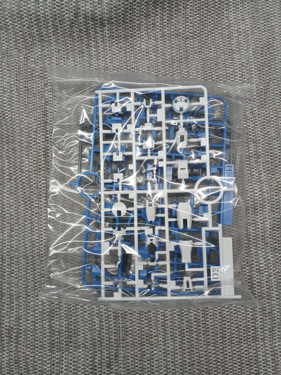 BANDAI Plastic Model 1/144 Double O Gundam Seven Sword - Banzai Thrifting | BanzaiHobby