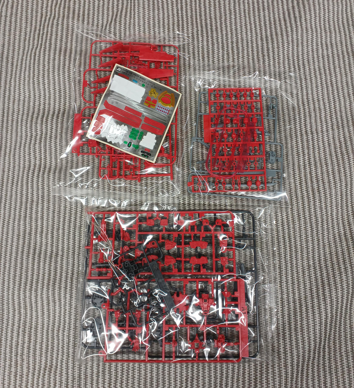 BANDAI SPIRITS Plastic Model 1/144 Gundam Astray Red Dragon - Banzai Thrifting | BanzaiHobby