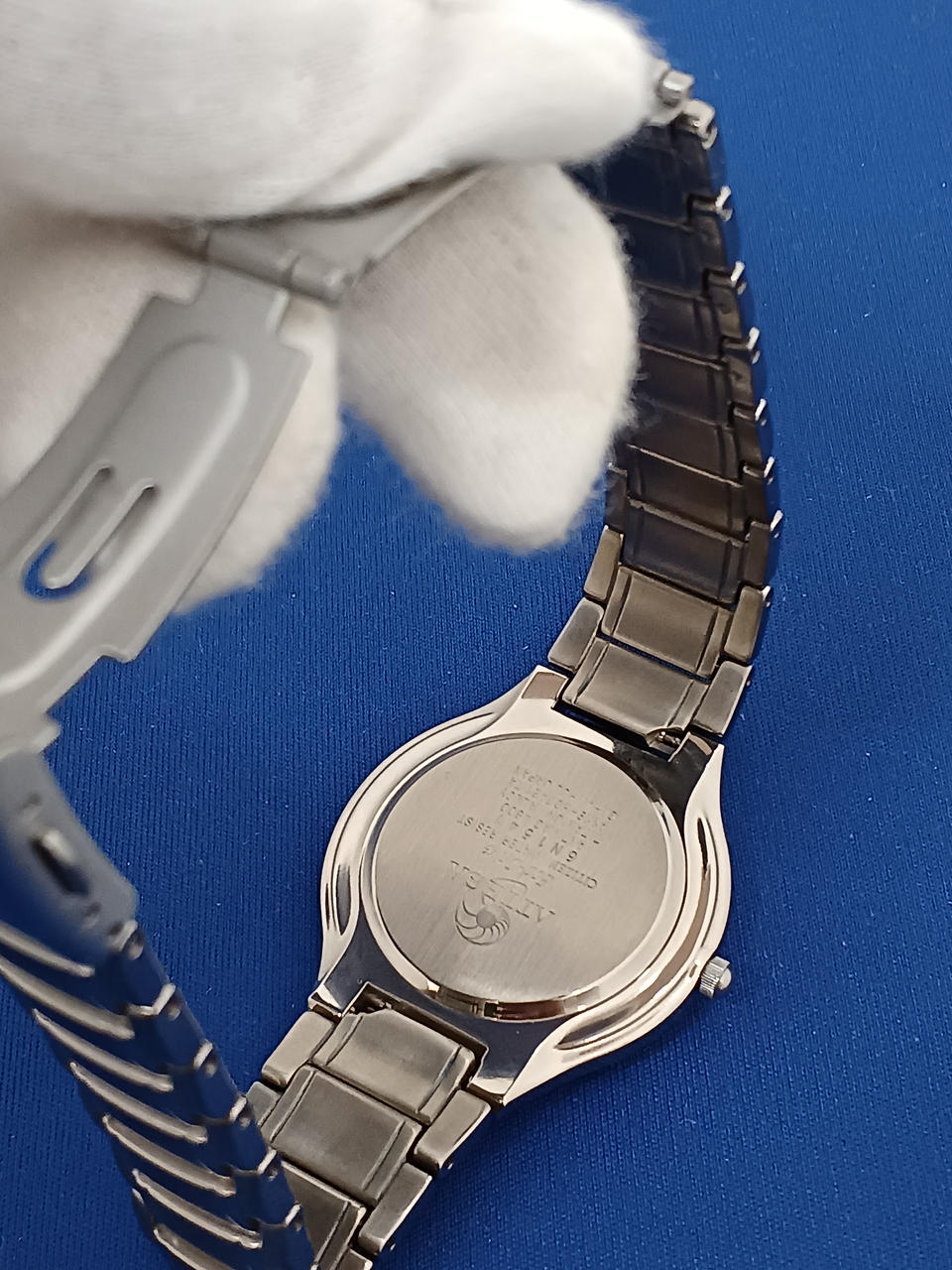 CITIZEN Eco-Drive A119-H07421 - Banzai Thrifting | BanzaiHobby