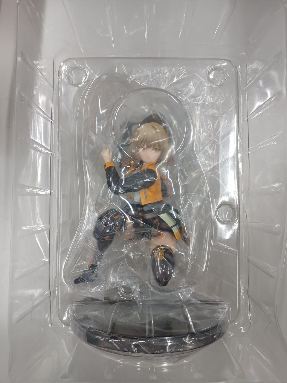 BANDAI NIKKE Ichiban Kuji Prize A Anis - Banzai Thrifting | BanzaiHobby