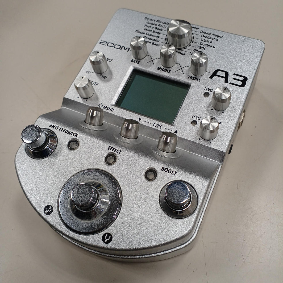 ZOOM Multi-Effects Pedal A3 - Banzai Thrifting | BanzaiHobby