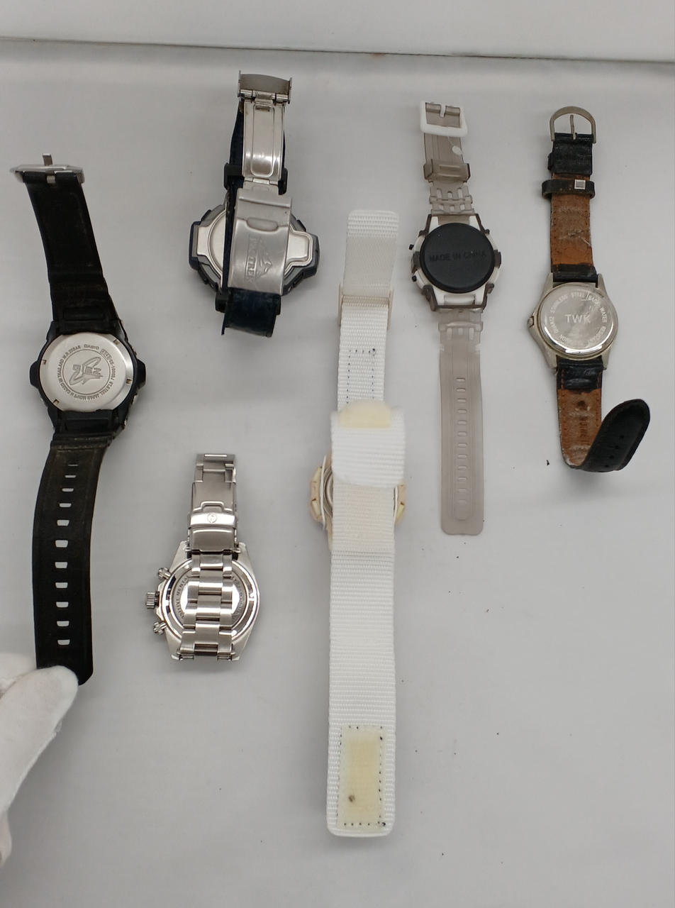 G-SHOCK PROTREK and others Junk Item Wristwatches 10-Piece Set Junk Items Wristwatches Bulk Sale - Banzai Thrifting | BanzaiHobby