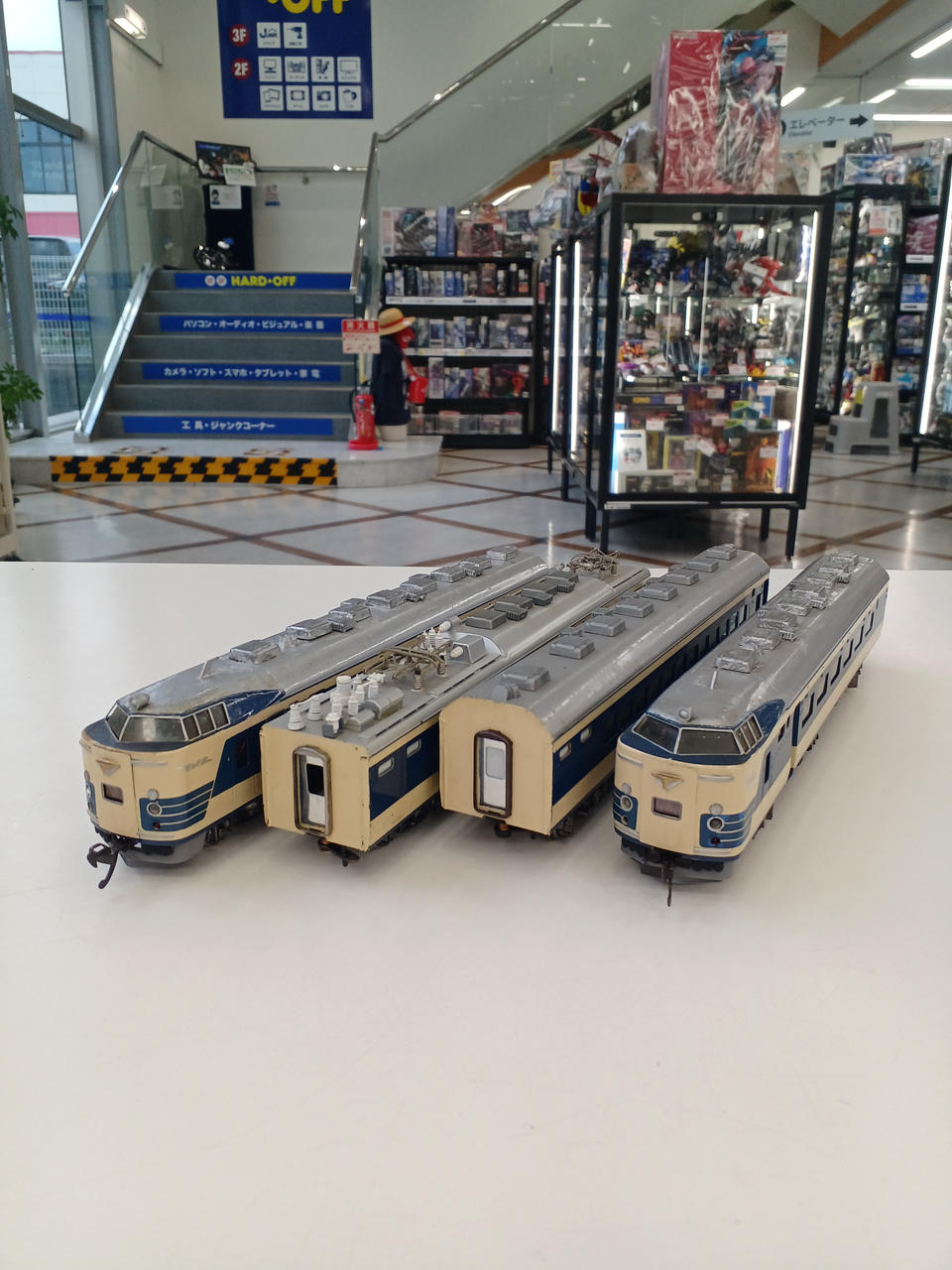 KTM HO Gauge JNR 583 Series 4-Car Basic Set - Banzai Thrifting | BanzaiHobby