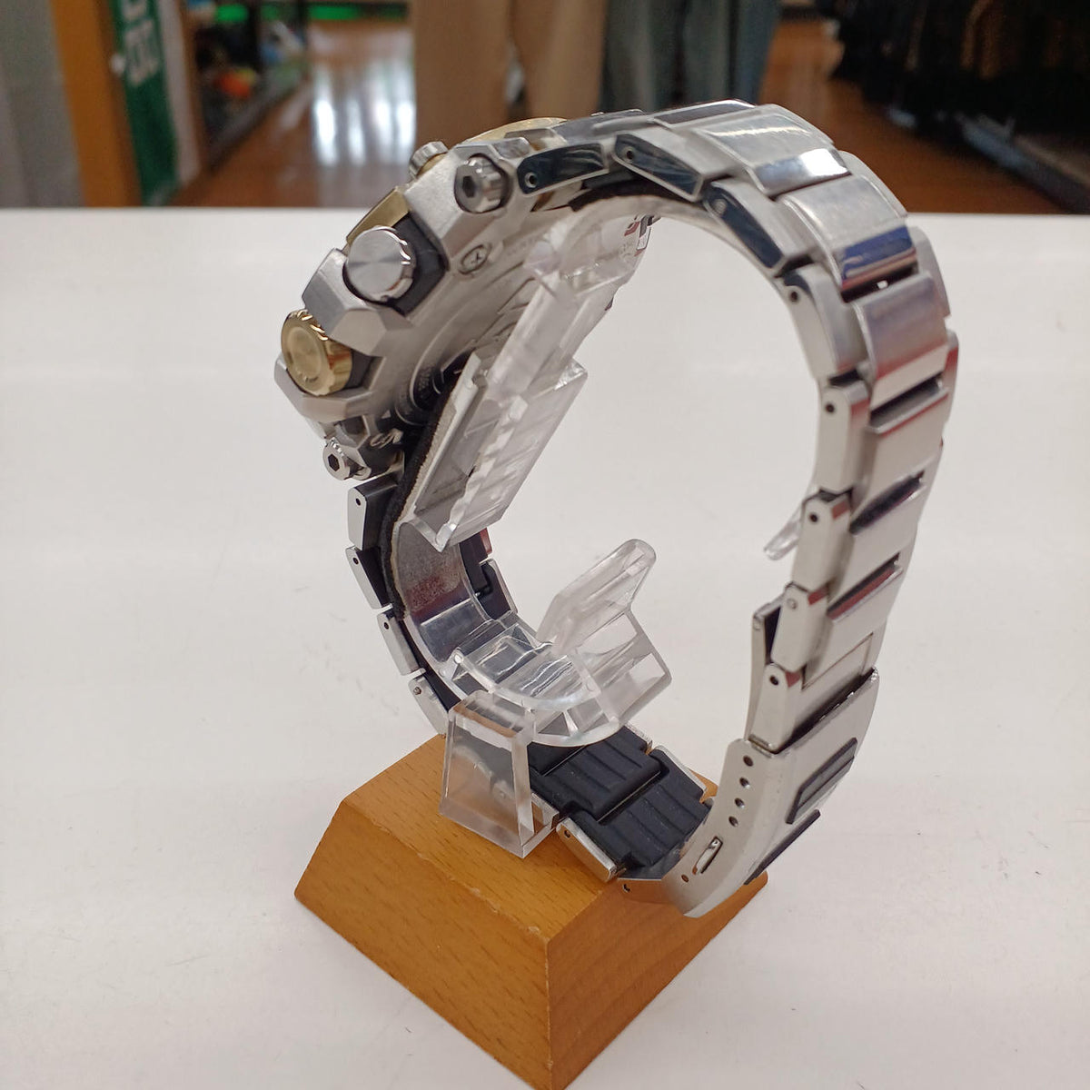 CASIO G-SHOCK MT-G MTG-B3000D - Banzai Thrifting | BanzaiHobby