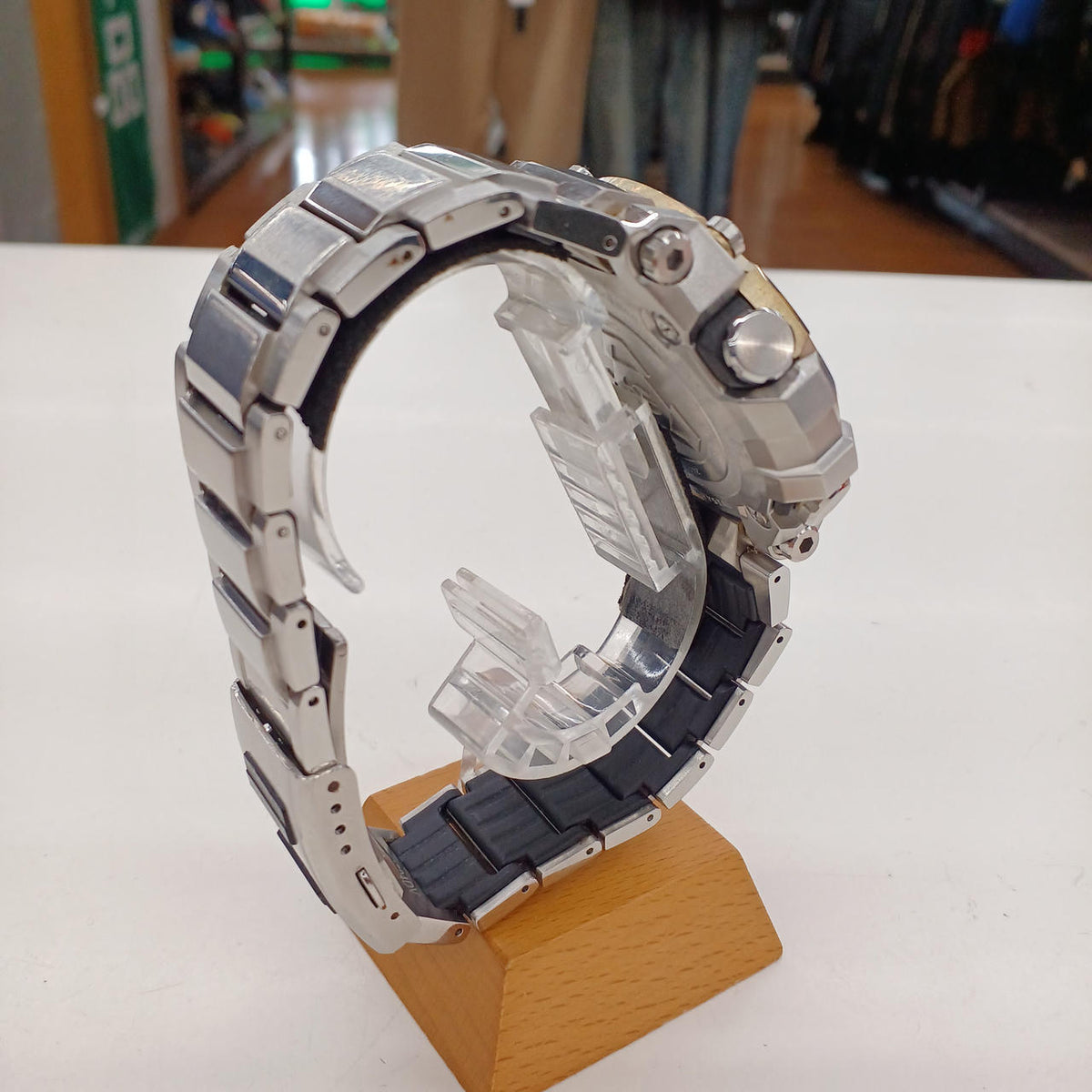 CASIO G-SHOCK MT-G MTG-B3000D - Banzai Thrifting | BanzaiHobby