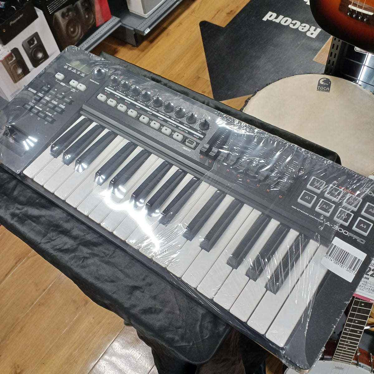 ROLAND MIDI Keyboard A-300PRO - Banzai Thrifting | BanzaiHobby